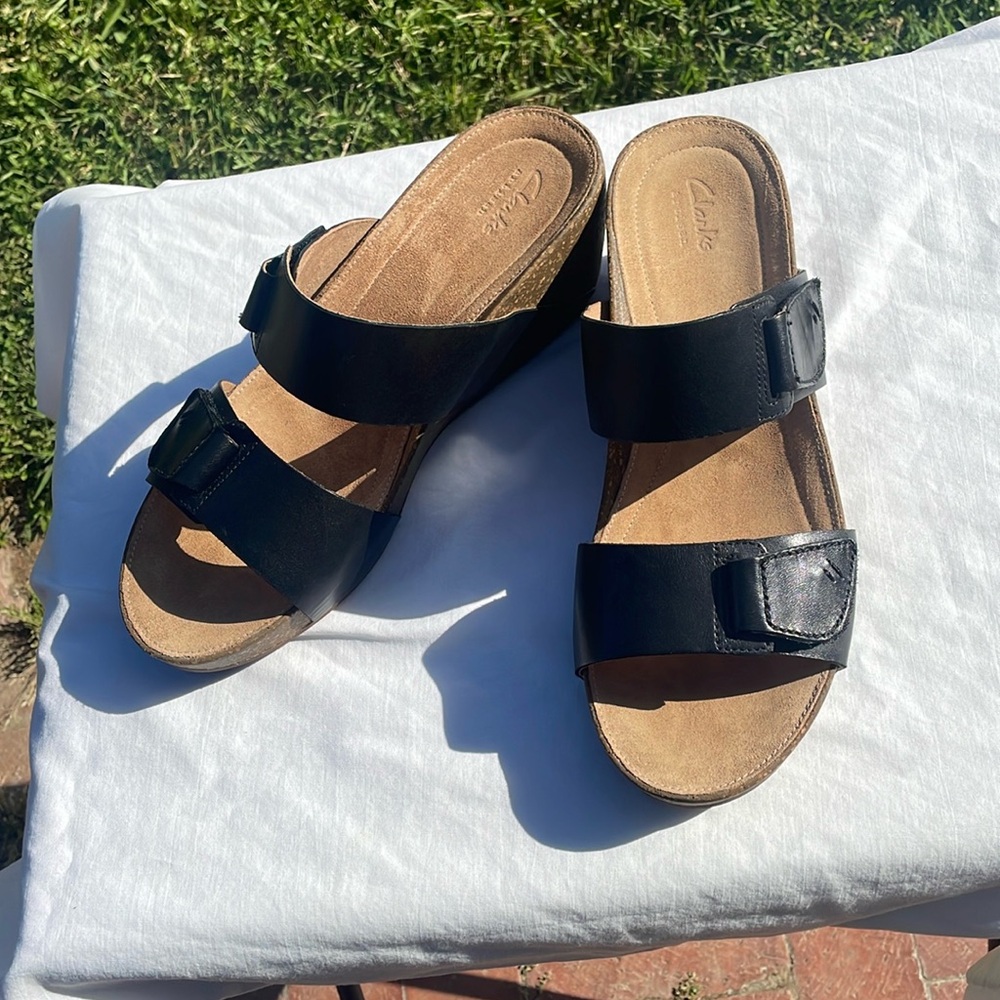 Clark’s Temira East  Leather Wedge Sandals 11 M
